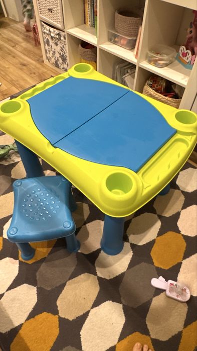 Детский стол для творчества