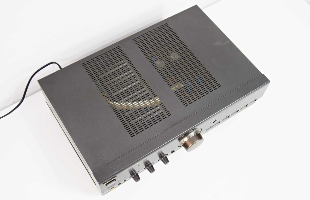 Amplificator Technics SU-A700 MK 3