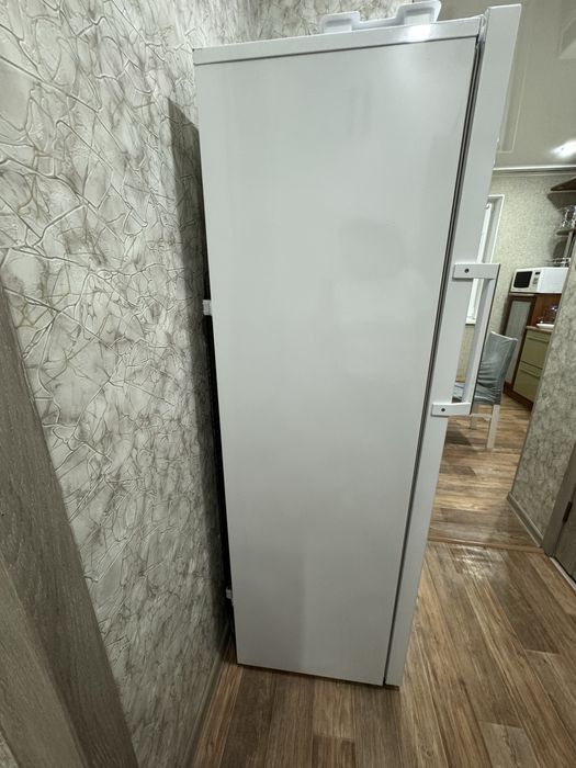 Продам морозильник