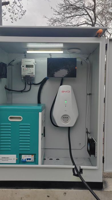 Установка зарядных станций