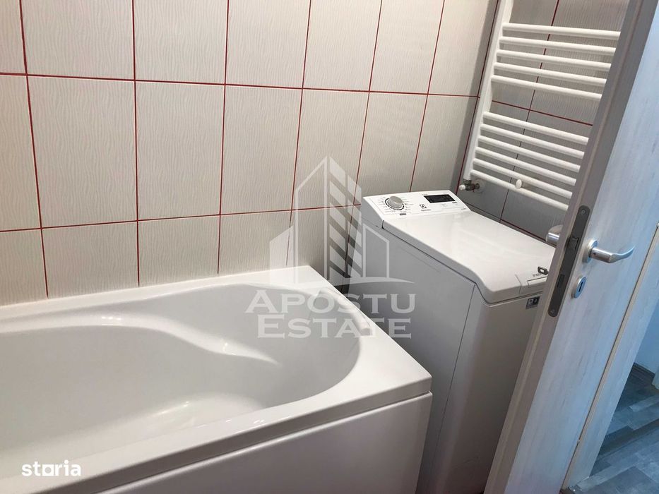 Apartament cu 3 camere de inchiriat, curte proprie, zona Soarelui