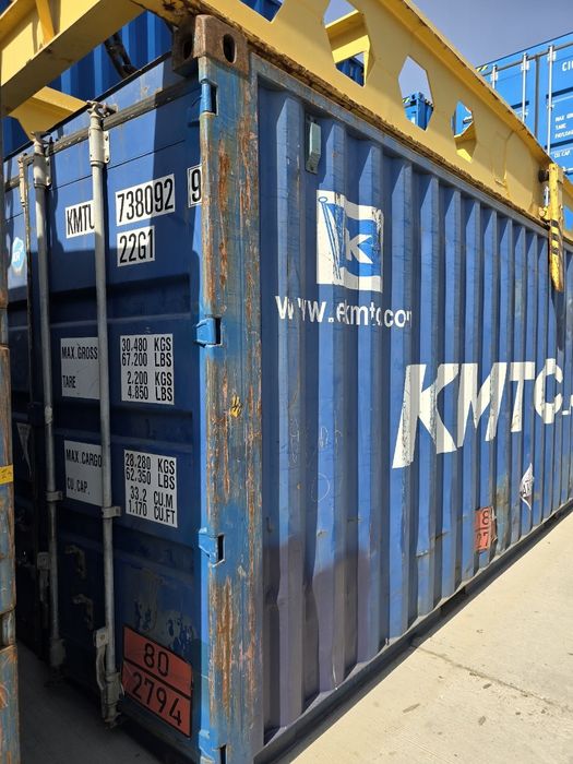 Срочно продам контейнер 600