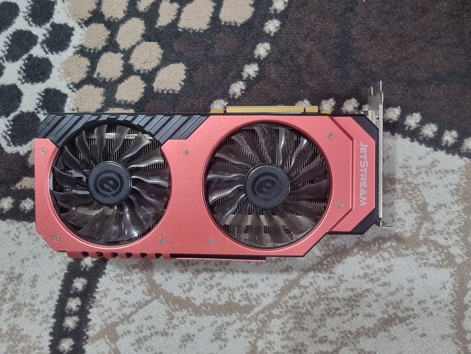 Video karta sotiladi