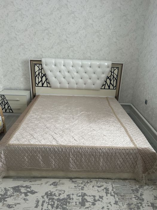 Продам спальный диван