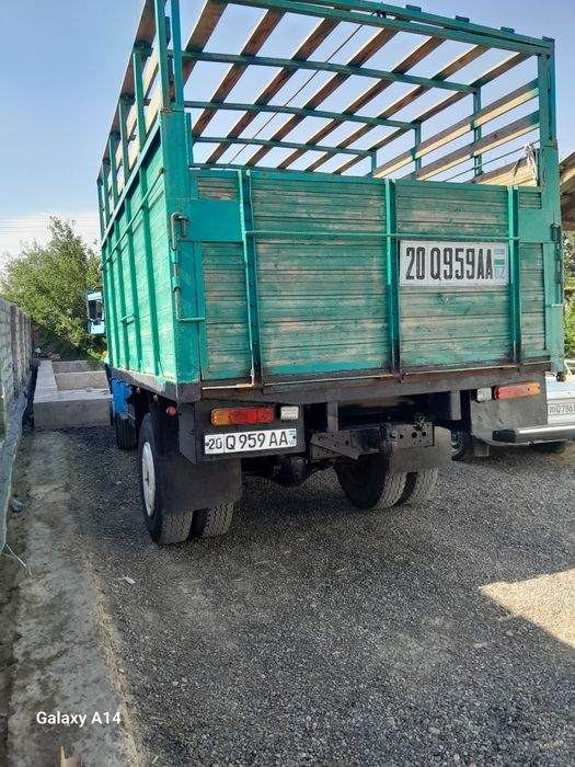 Zil 130 sotiladi