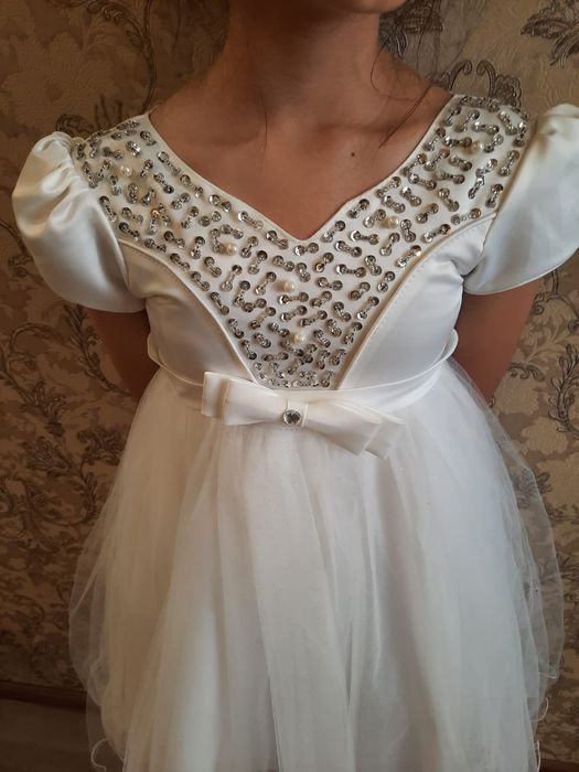 Продам Белое Платье