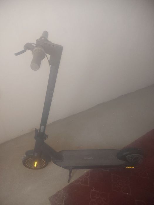 Электронный самокат