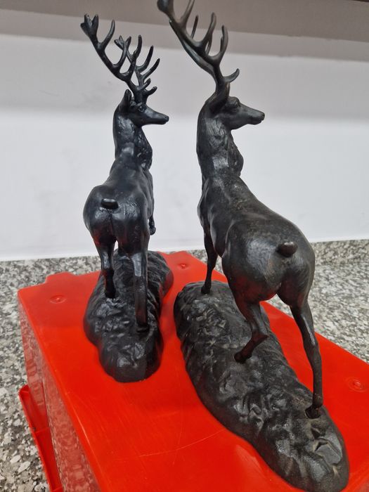 Статуэтка олень !