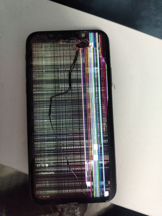 Продаю аифон х на запчясть