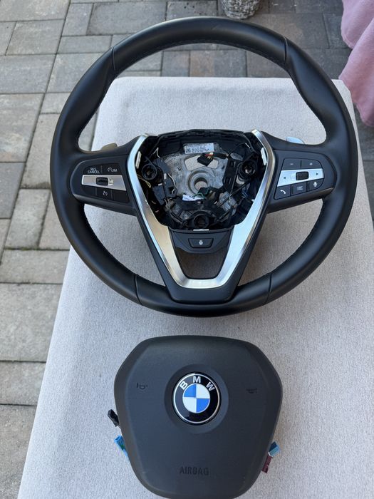 Volan Bmw X3 cu incalzire impecabil(ca nou)