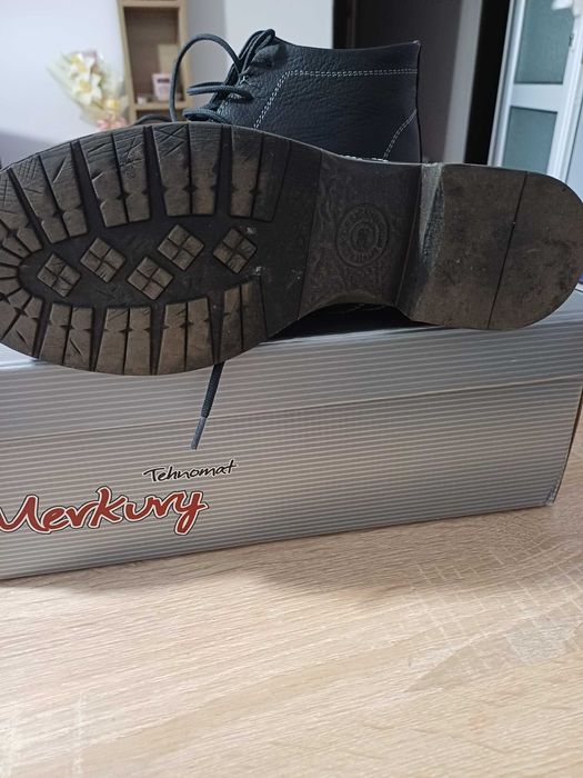 Черни боти, есен-зима