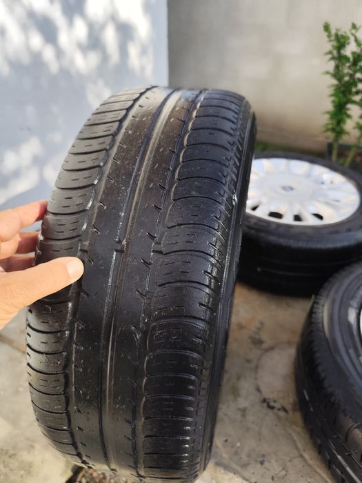 Set 4 roți complete Fiat R15 – de buget