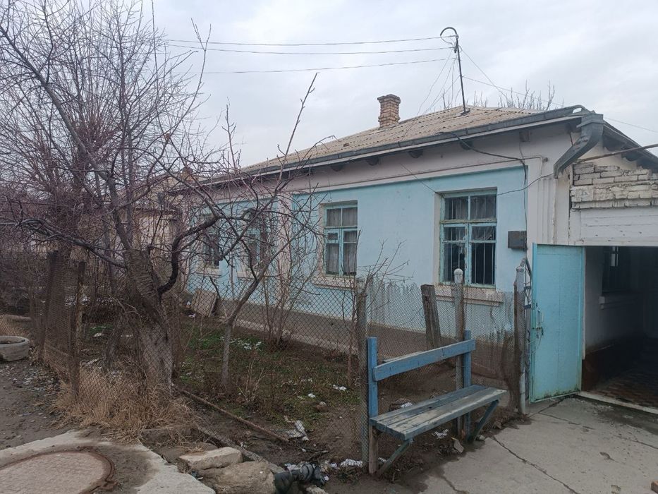 Uy sotiladi yoki domga almashtirish