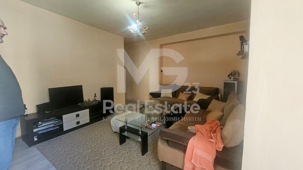 Продава се Тристаен апартамент в Пловдив, Каменица 1 - 112 кв.м за 1156 €/кв.м - Снимка #1