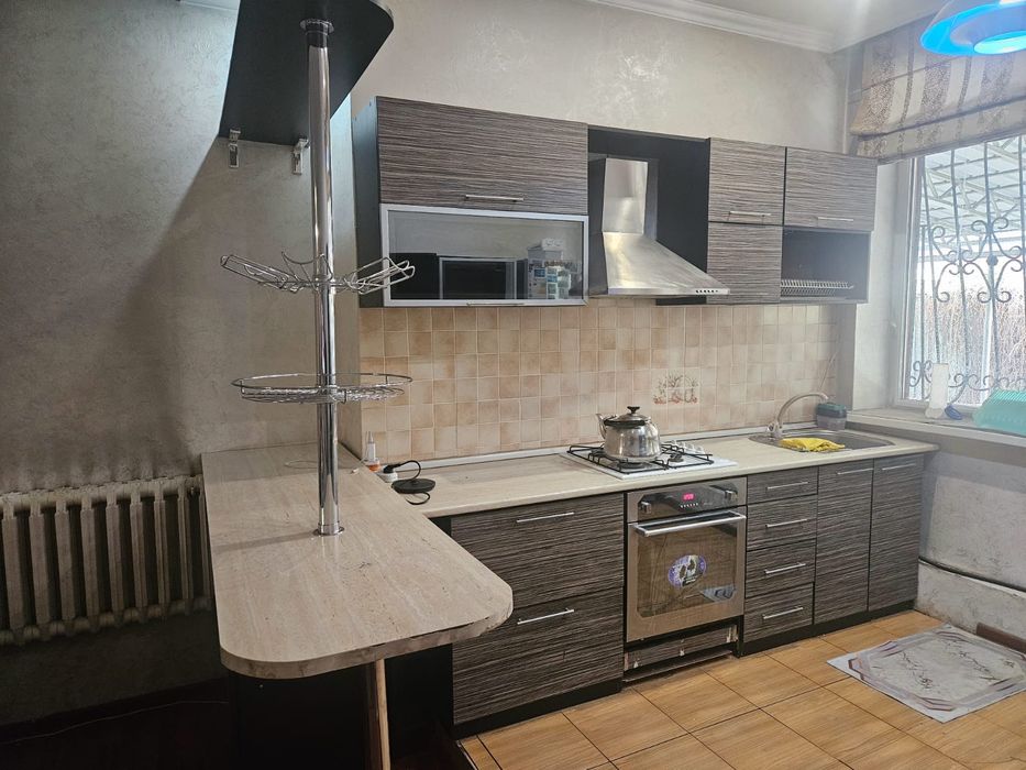 Продаем кухонный гарнитур