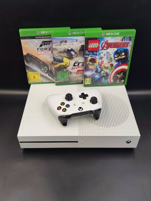 Xbox one S (3 jocuri fizice la alegere ) !