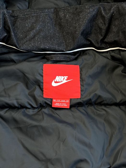 Дамско зимно яке Nike 550 - размер S, много добро състояние