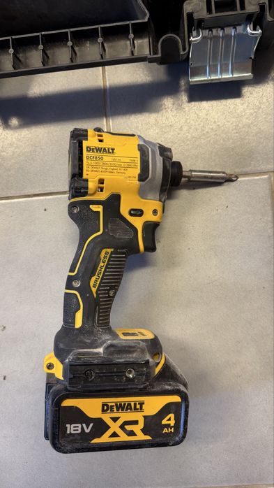 Комплект изструменти Dewalt