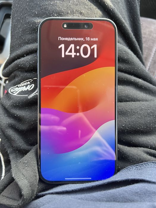 Продаю iPhone 15 pro 256GB.