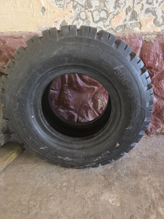 Шина на погрузчик вилочный