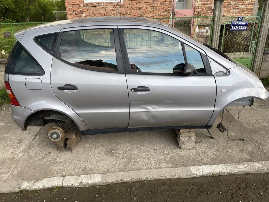 Mercedes-Benz A160 на части!!