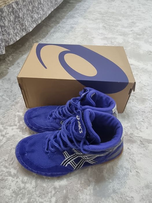 Продаю барцовки оригинал матфлекс 4 и тайгер