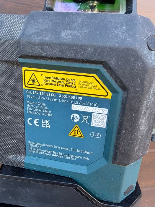 Bosch nivela cu 3 linii verzi