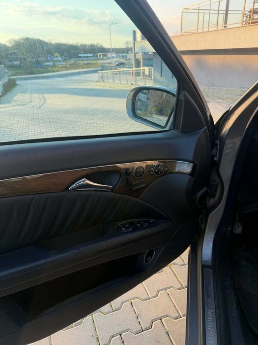 Mercedes Benz w211 E320cdi