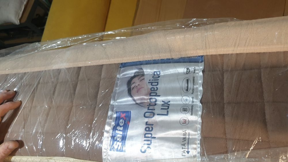 Vând saltea mare de doua persoane