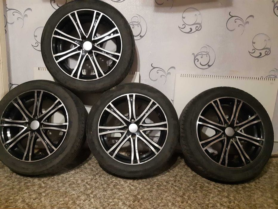 Продам диски с резиной