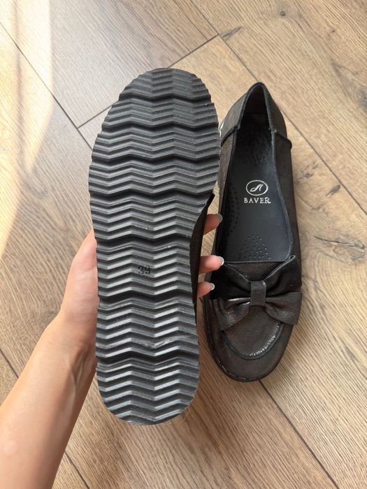 Женские кожаные лоферы