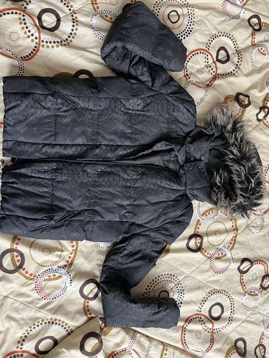 Дамско яке Guess