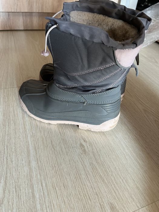 Срочно продаю. Сапоги демисезонные.