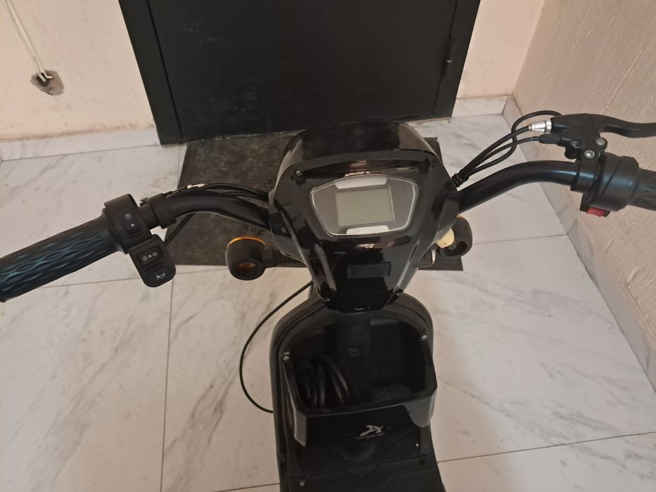 Электро мопед рабочий