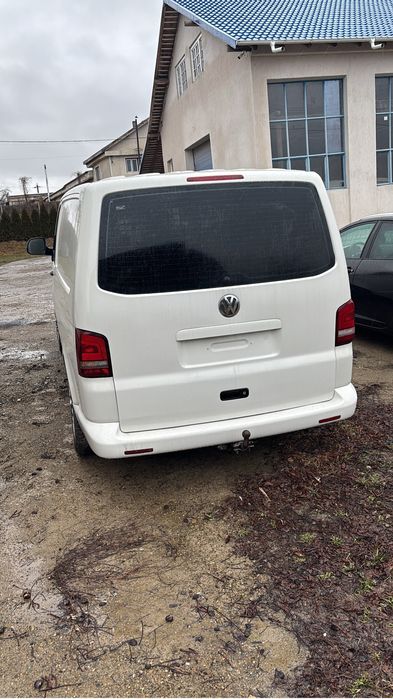 Vand t5 din 2004.350000motor 1.9, km