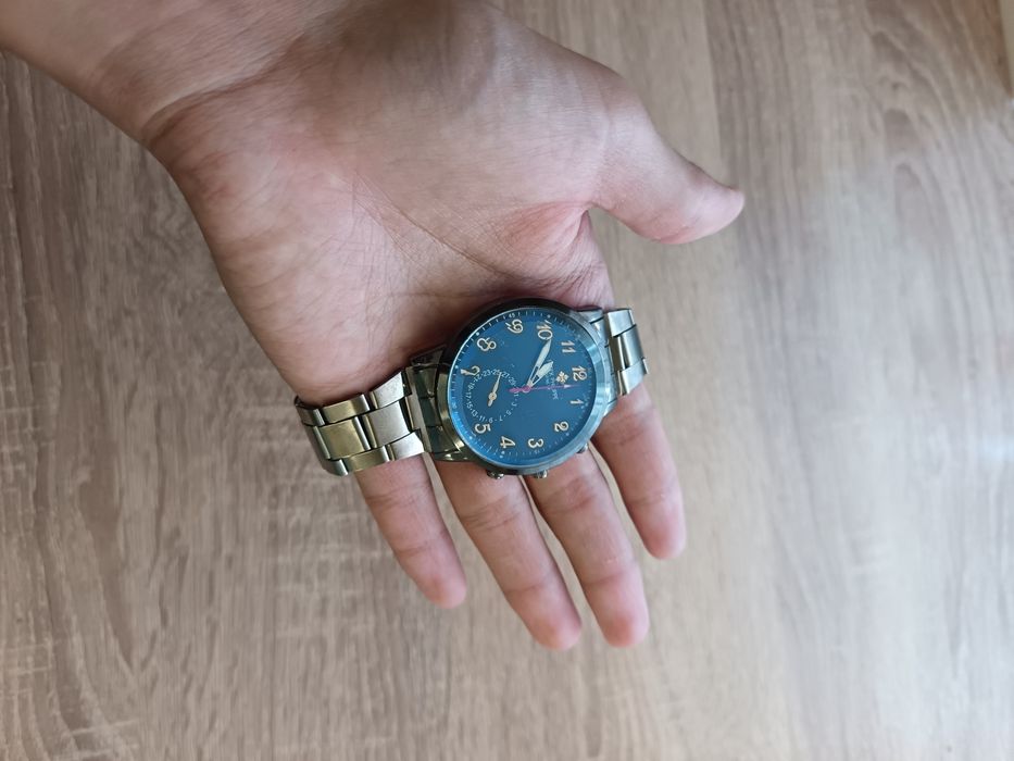 Телефоны и часы...  ЧИТАЙТЕ ОПИСАНИЕ