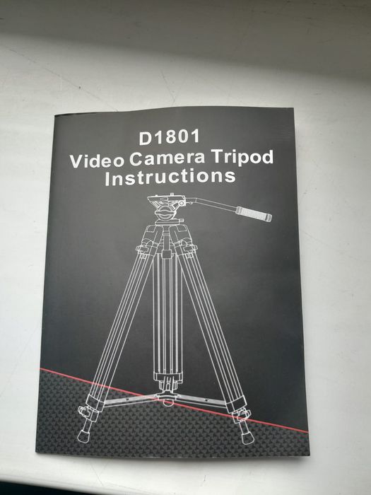 Профессиянальный штатив Новый