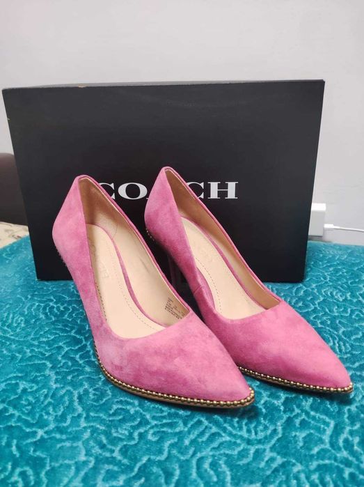 Обувки на висок ток Coach