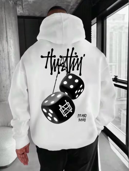 Hanorac alb cu zaruri