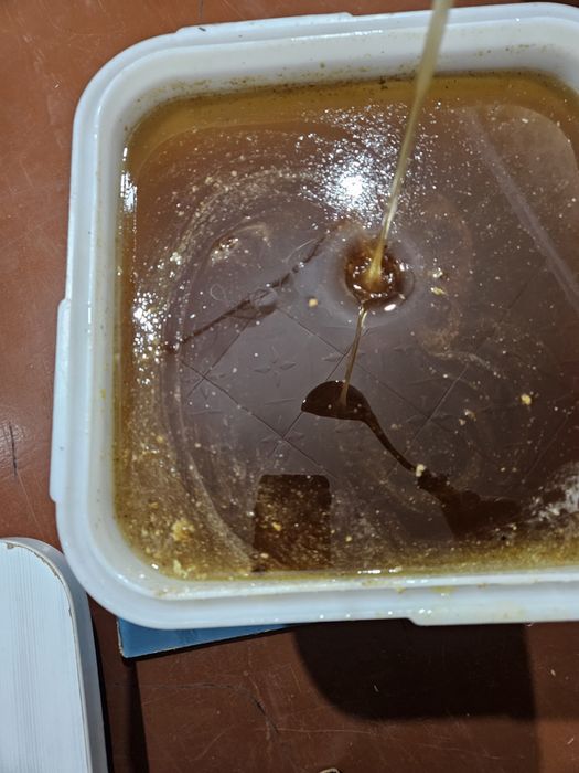 Продукты пчеловодства натуральный мёд.