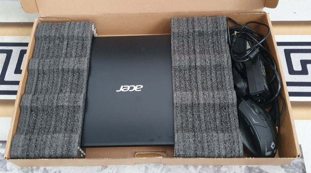 Продам ноутбук aser