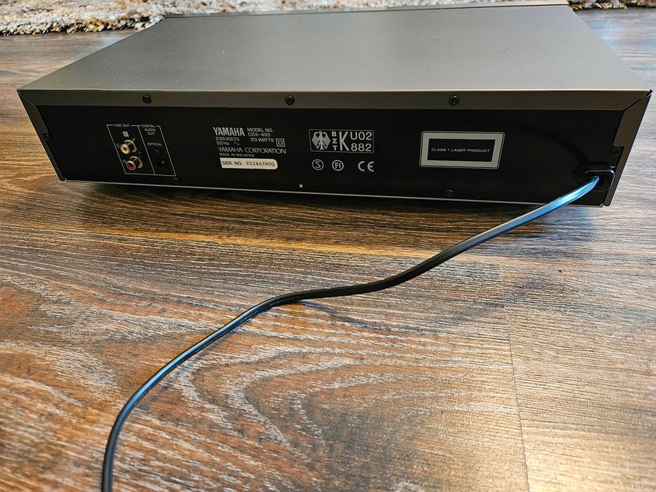 CD Player Yamaha CDX-493