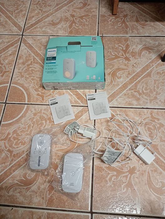 Monitor audio pentru bebeluși Philips Avent SCD503
Tehnologie DECT – c