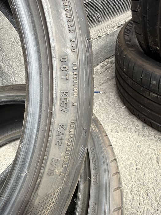 255-35-20 goodyear eagle f1 super sport