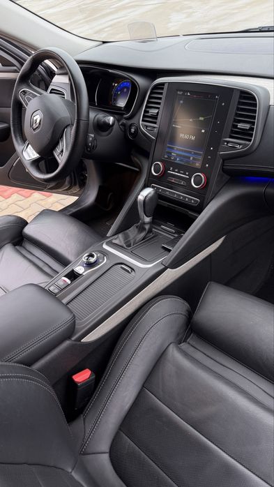 Renault Talisman Initiale Paris