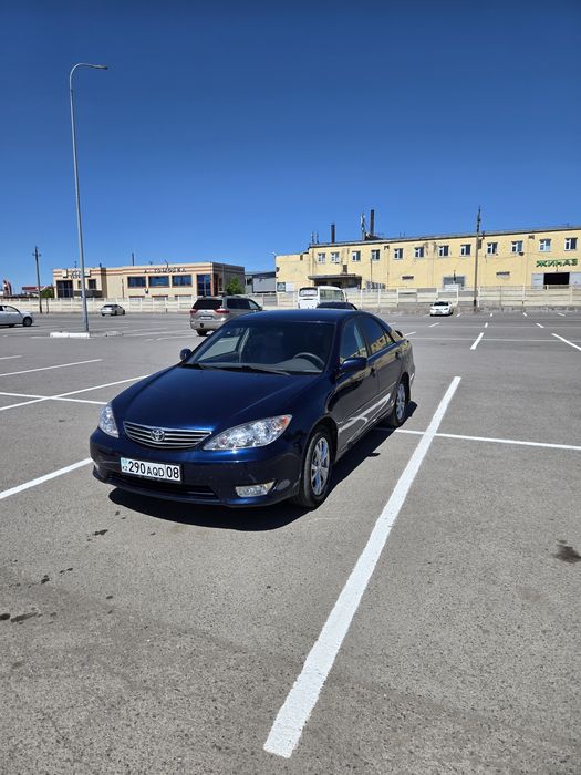 Toyota Camry XV35