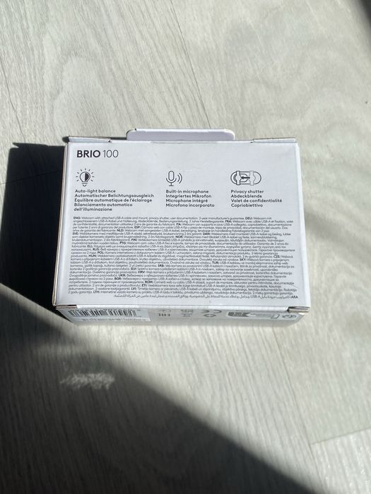 Logitech Brio 100 — Graphite