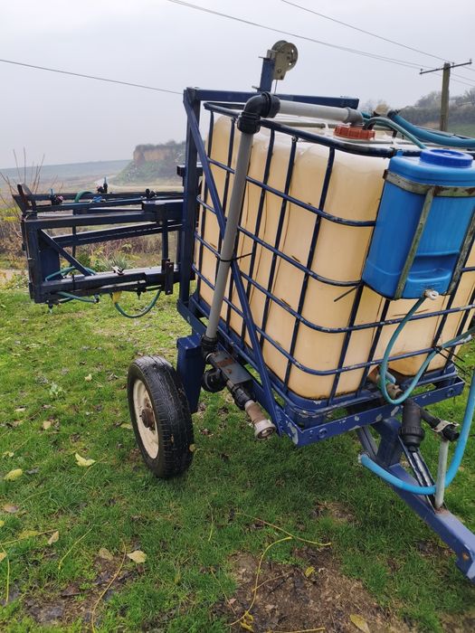 Instalație erbicidat