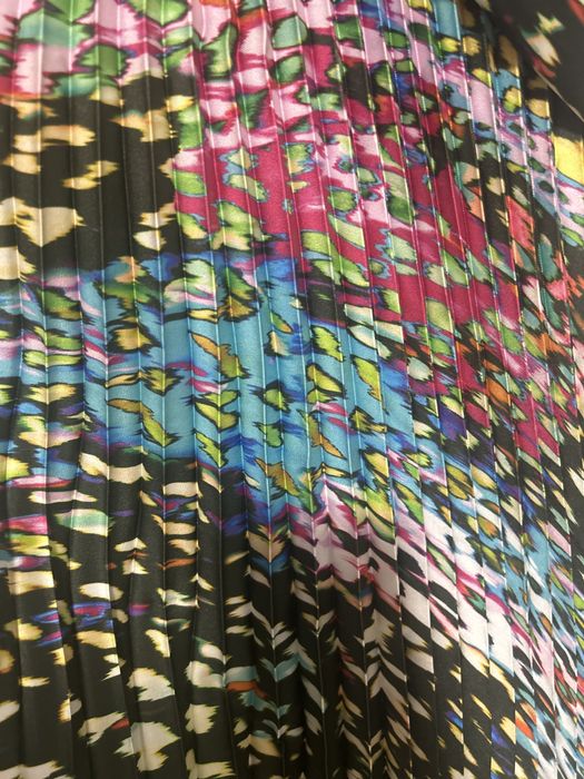 Vand rochie noua  Nissa,marime 42