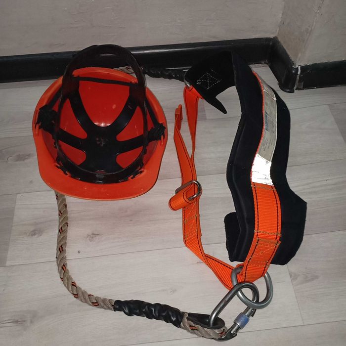 Каска защитная+ ремень